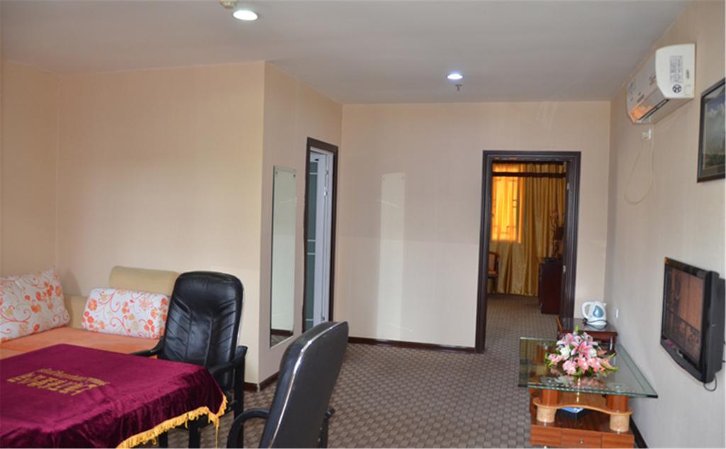 Wudangshan Yinjie Holiday Hotel Danjiangkou Екстериор снимка