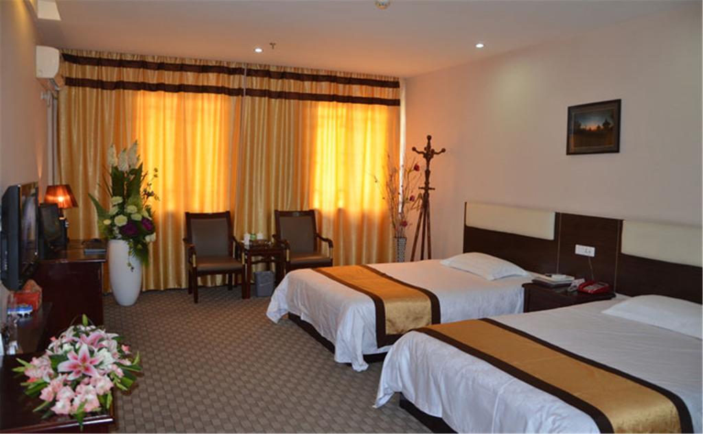 Wudangshan Yinjie Holiday Hotel Danjiangkou Стая снимка